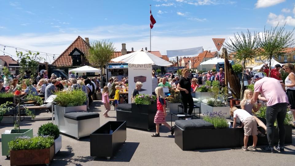 Öresundsmarkedet d 26-28 juni på Dragør Havneplads Öresundsmarkedet d 26-28 juni på Dragør Havneplads